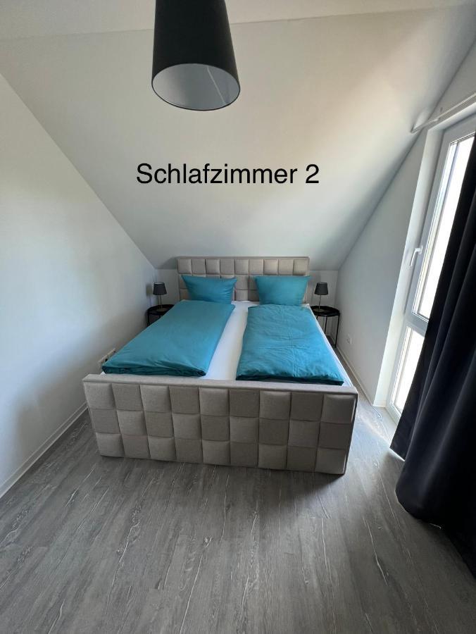 Doppelhaushaelfte Mit Terrasse Villa Elmenhorst/Lichtenhagen Exterior photo